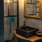Le Diamant Bleu- & Parking Prive Apartment *