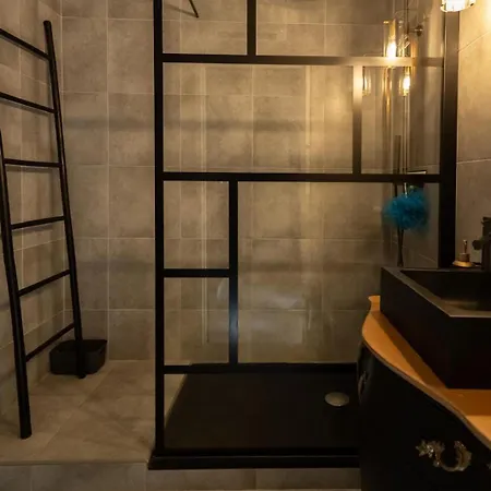 Le Diamant Bleu- & Parking Prive Lägenhet *